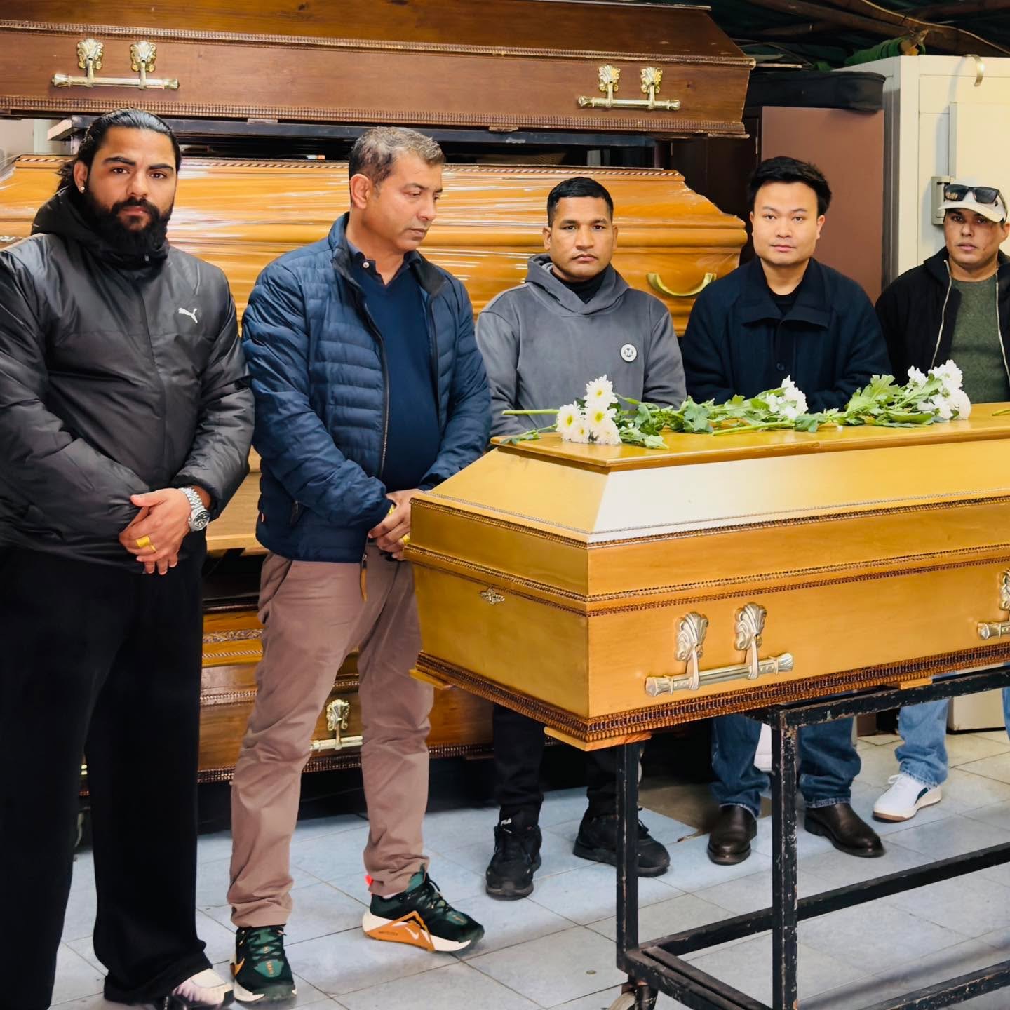 पीडामा साथ: स्वर्गीय प्रशान्त ज्ञवालीको शव नेपाल पठाउन जुटेको सामूहिक प्रयास